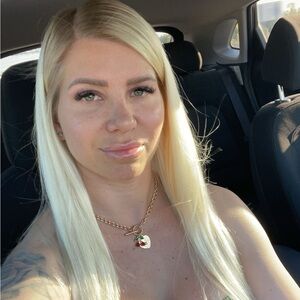 Meet your Posher, Rachelle